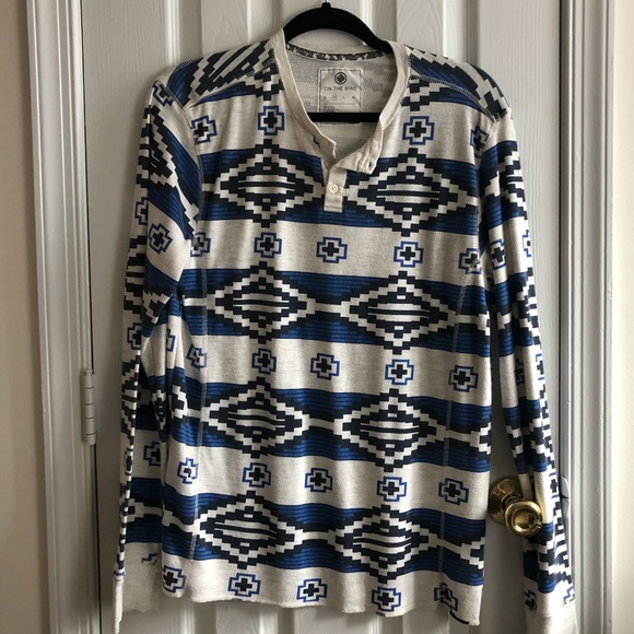 Men’s long sleeve Aztec Print - Picture 2 of 6